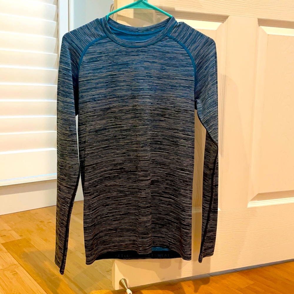 Men’s Lululemon Long-sleeve Athletic shirt Xsmall
